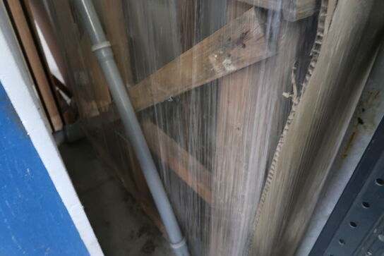 Opbevaringskasse med div. Glas