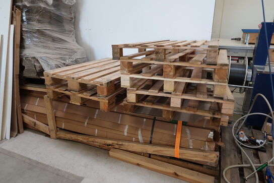 Div. Paller, papkasser m.m.