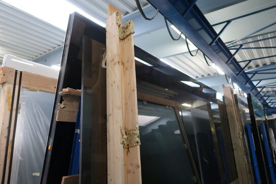 Opbevaringsstativ med div. glas