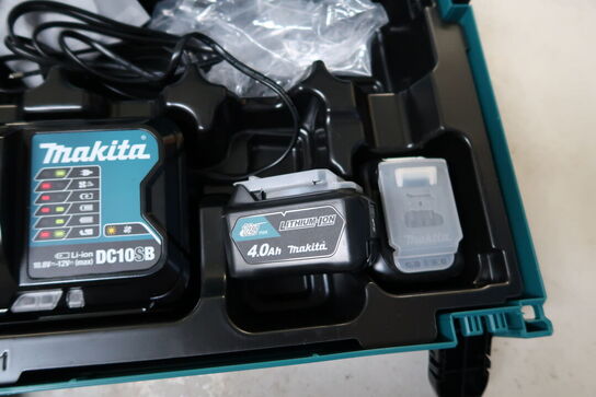 Lader samt 2 stk. batterier MAKITA