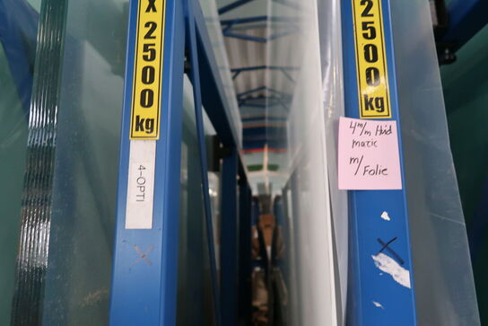 Div. Glas i reolssytem (reolsystem medfølger ikke)