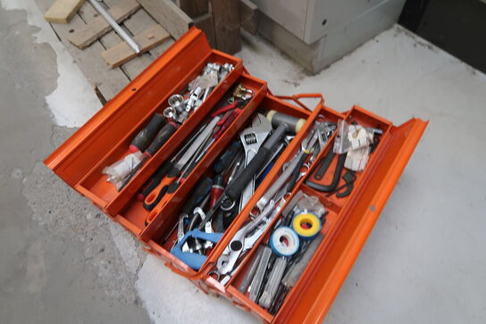 Værktøjskasse med div. Værktøj