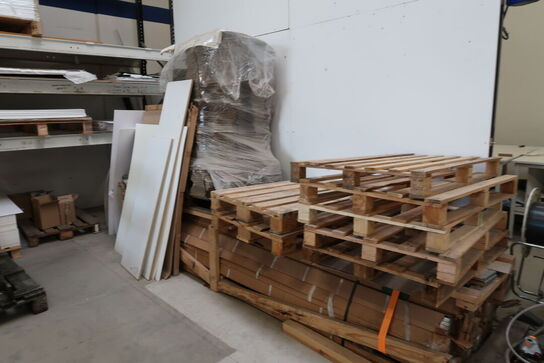 Div. Paller, papkasser m.m.