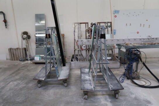 6 stk. opbevaringsvogn med div. Glas