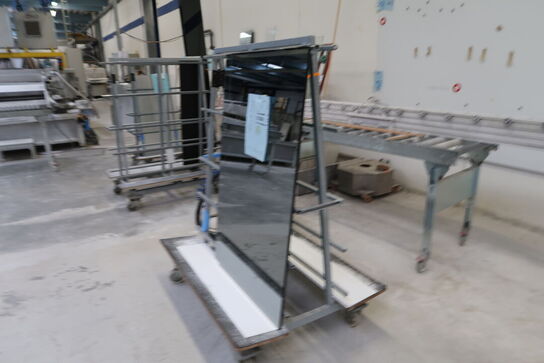 6 stk. opbevaringsvogn med div. Glas