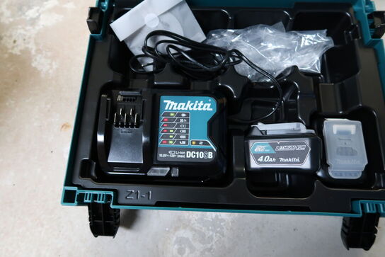 Lader samt 2 stk. batterier MAKITA