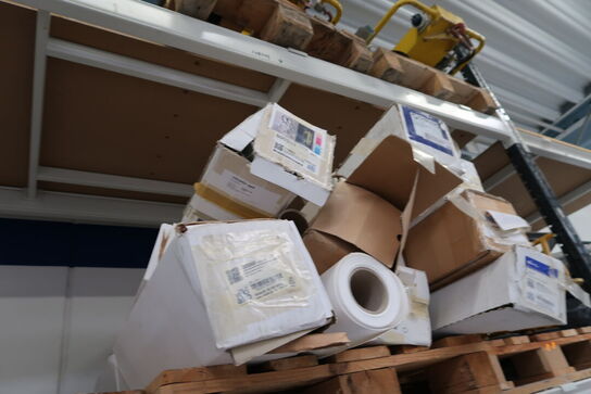 Palle med div. varelager