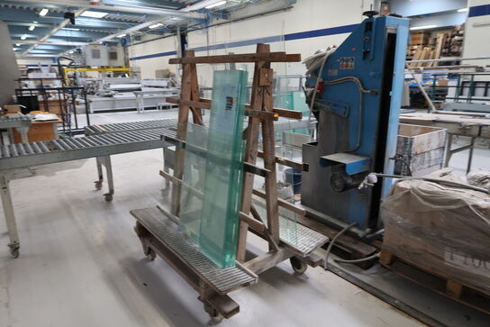 Opbevaringsvogn med div. glas