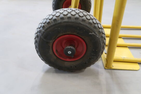 Sækkevogn med udfaldsrampe, Ravendo