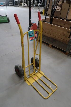 Sækkevogn med udfaldsrampe, Ravendo