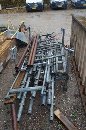 Elementer til HAKI stillads