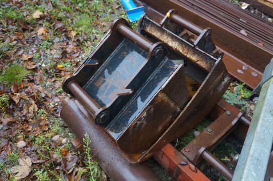 2 stk. entreprenørskovle inkl tromle