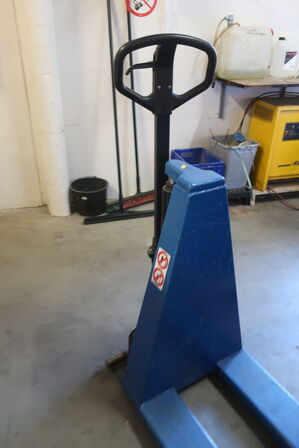 Palleløfter 1000 kg. 