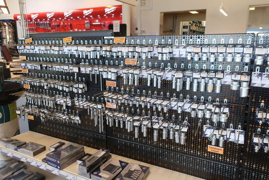 Varelager for 3.886.269,- ekskl. moms i kostpris