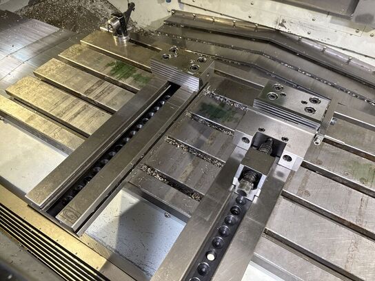 CNC Vertikalt bearbejdningcenter HYUNDAI-KIA MECHANICS VX500 (UDEN RUNDBORD)