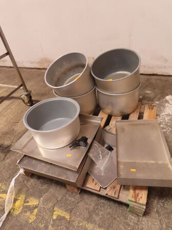 Diverse Gastrobakker, kar