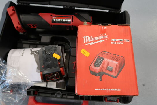 Akku håndværktøj MILWAUKEE M18 FMT med batteri og lader 