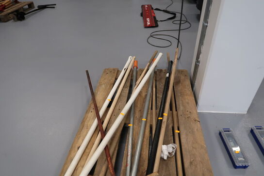Palle med div. Haveredskaber
