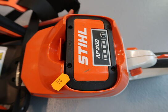 Akku hækkeklipper STIHL HSA 100 med batteri og lader