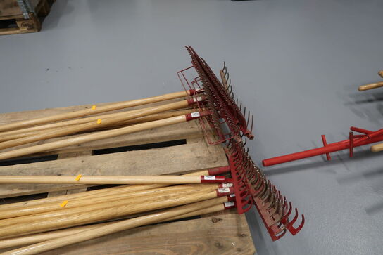 Palle med div. Haveredskaber FISKARS