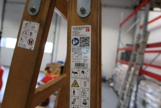 2 stk. wienerstiger SILKEBORG STIGEFABRIK, MATERIELHUSET