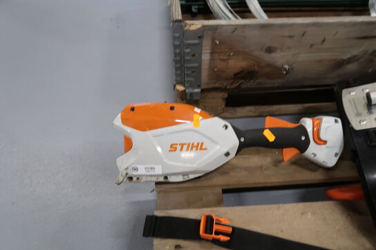 Akku stanghækkeklipper STIHL HLA 66 med batteri og rygbæringssystem