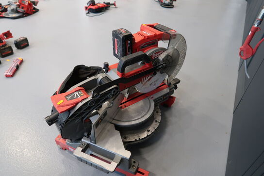 Akku kap-/geringssav MILWAUKEE M18 FMS254 med 2 stk. batterier