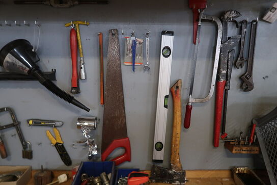Arbejdsbord med indhold 