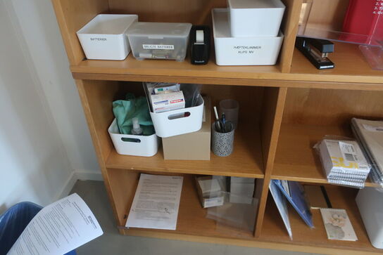 4 reolsektion med indhol