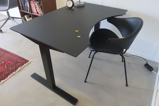 El. hæve/sænke skrivebord og stol