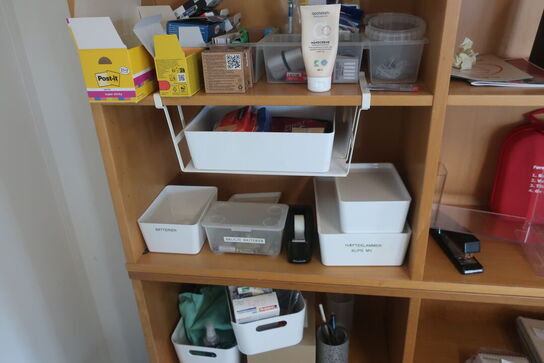 4 reolsektion med indhol