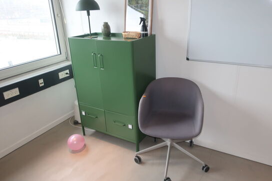 Reol / lampe / stol m.m.