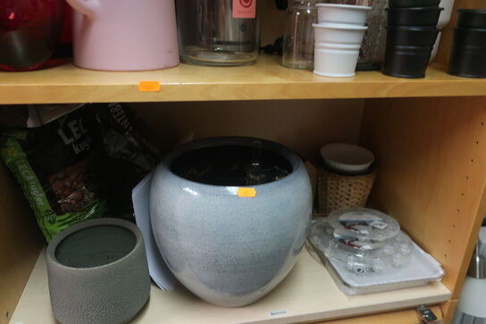 Reolsektion med indhold