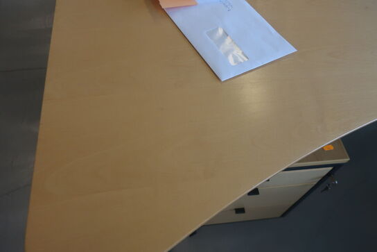 El. hæve/sænke skrivebord med skuffesektion m.m.