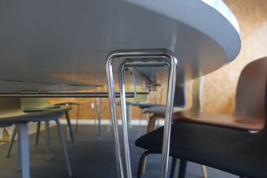 Bord FRITZ HANSEN med 2 tillægsplader