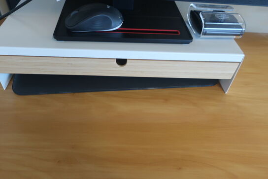 El. hæve/sænke skrivebord med skuffesektion m.m.