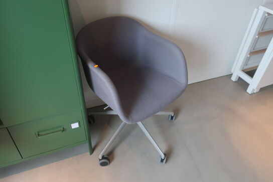 Reol / lampe / stol m.m.