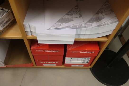 Reol / Whiteboard / bord m.m.