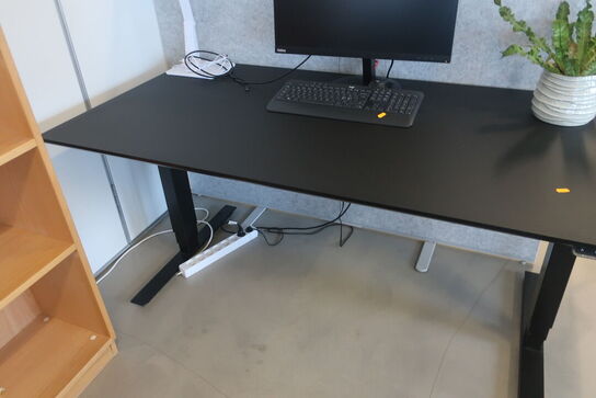 El. hæve/sænke skrivebord m.m.