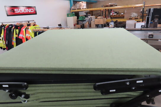 Palle med akkustikvægge / rumdelere 