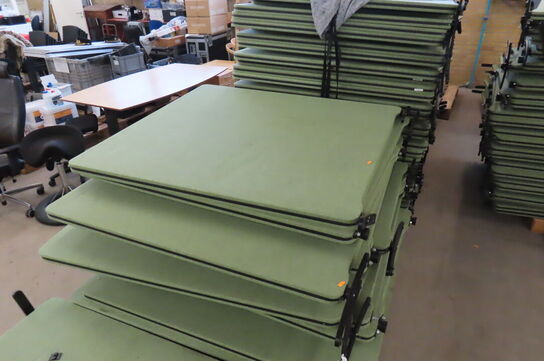 2 stk. paller med akkustikvægge / rumdelere 