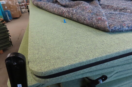 Palle med akkustikvægge / rumdelere 