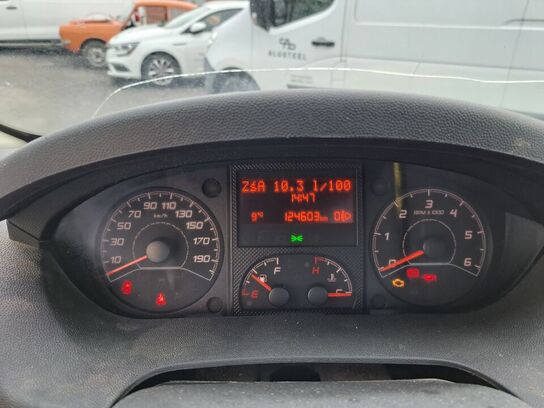 Varebil PEUGEOT Boxer 2.0 HDI 163 HK L2H2