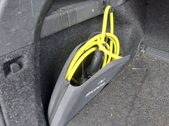 Personbil SKODA Enyaq iv 80