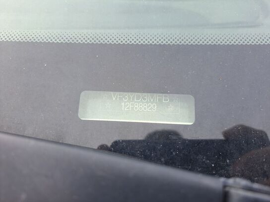 Varebil PEUGEOT Boxer 2.0 HDI 163 HK L2H2