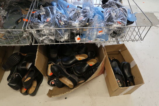 Ca. 300 par ass. Fodtøj 