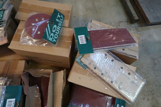 Kæmpe parti slibepapir 