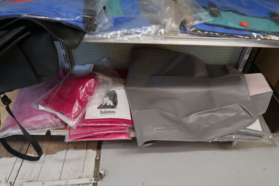 Stort parti tasker & børnesko 