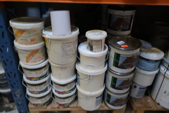 Ca. 40 paller med maling, træbeskyttelse m.m. LÆS BESKRIVELSE