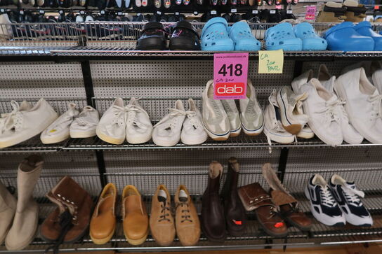 Ca. 200 par ass. Fodtøj 